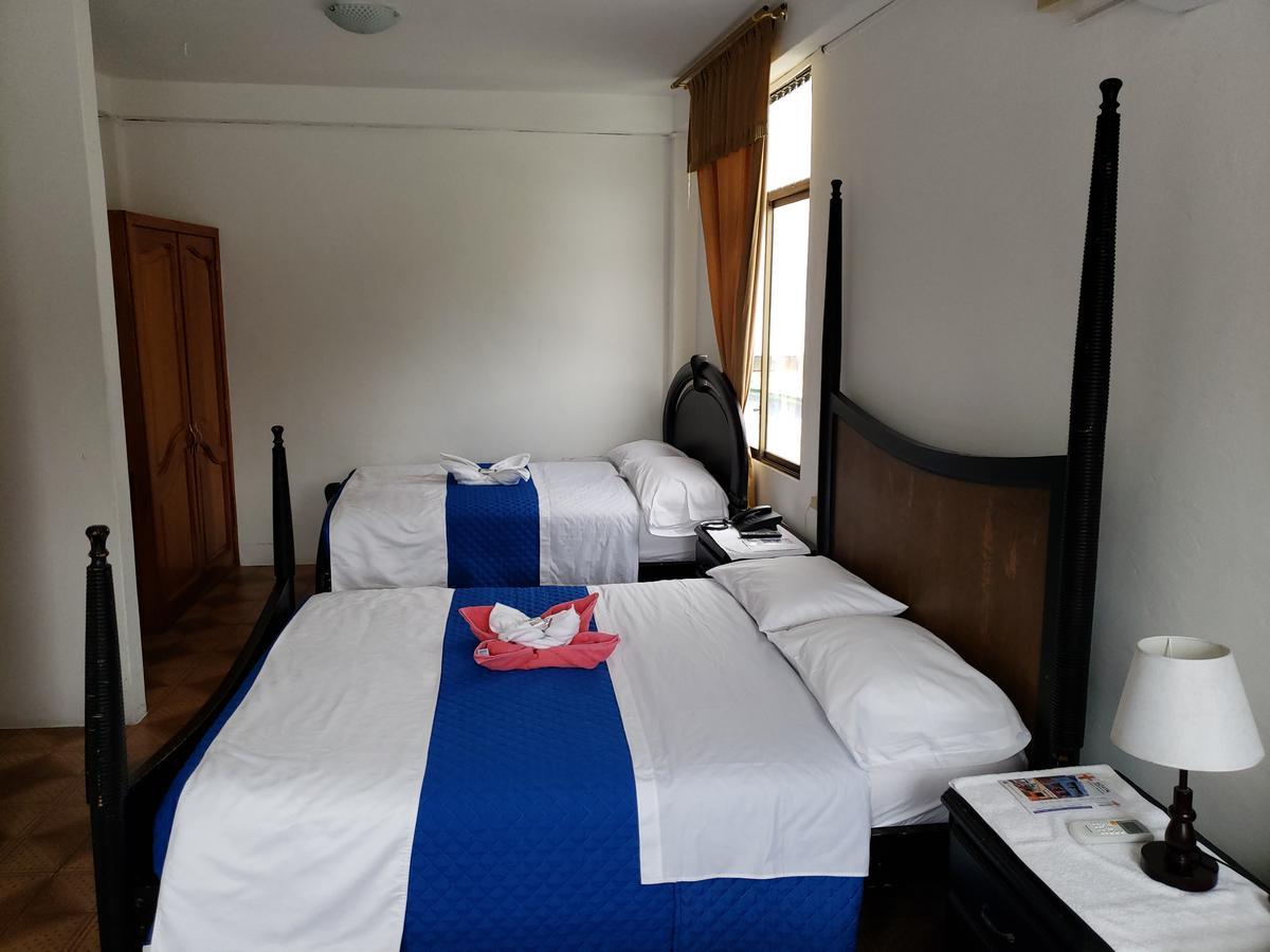 Hostal Cormorant Flightless Puerto Ayora (Galapagos Islands) Exterior foto