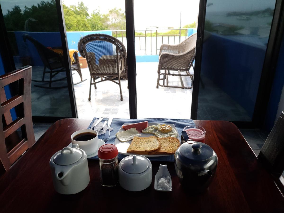 Hostal Cormorant Flightless Puerto Ayora (Galapagos Islands) Exterior foto
