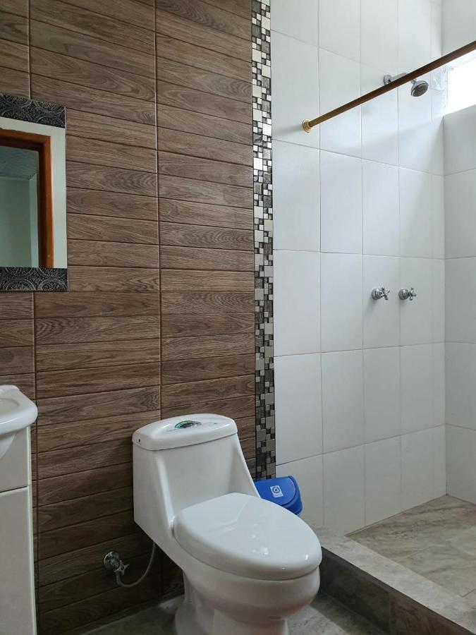 Hostal Cormorant Flightless Puerto Ayora (Galapagos Islands) Exterior foto
